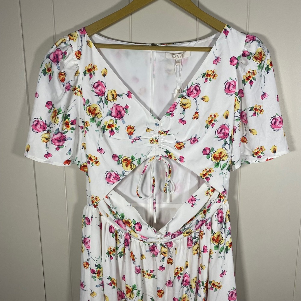 NWT WAYF Ivory Floral Front Cut-Out Tiered Midi Dress Size L Resort Vacation - Picture 3 of 13